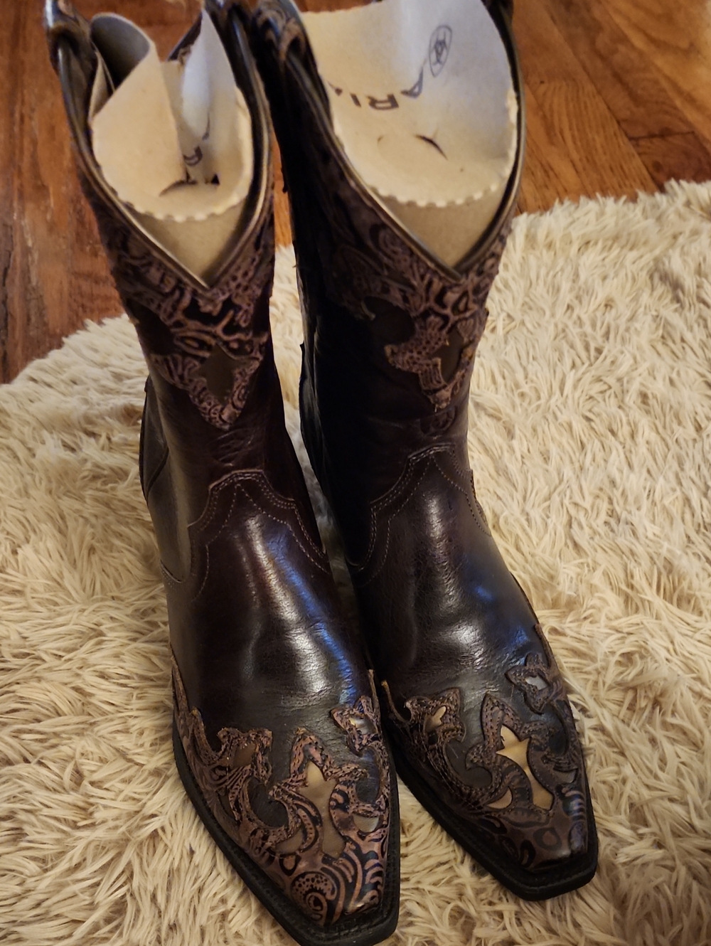 New Ariat Dark Brown Western Embroidered Boots 7.5 C